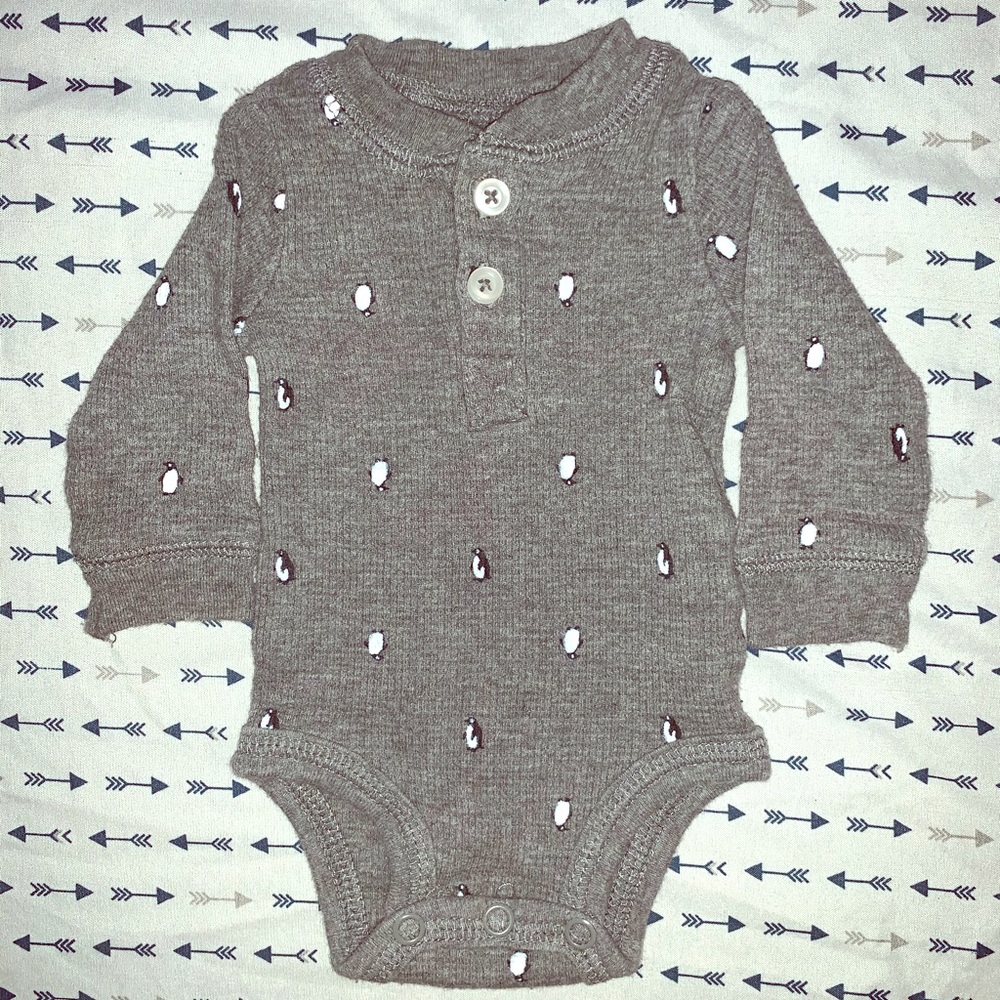 Carter’s Newborn long sleeve onesie